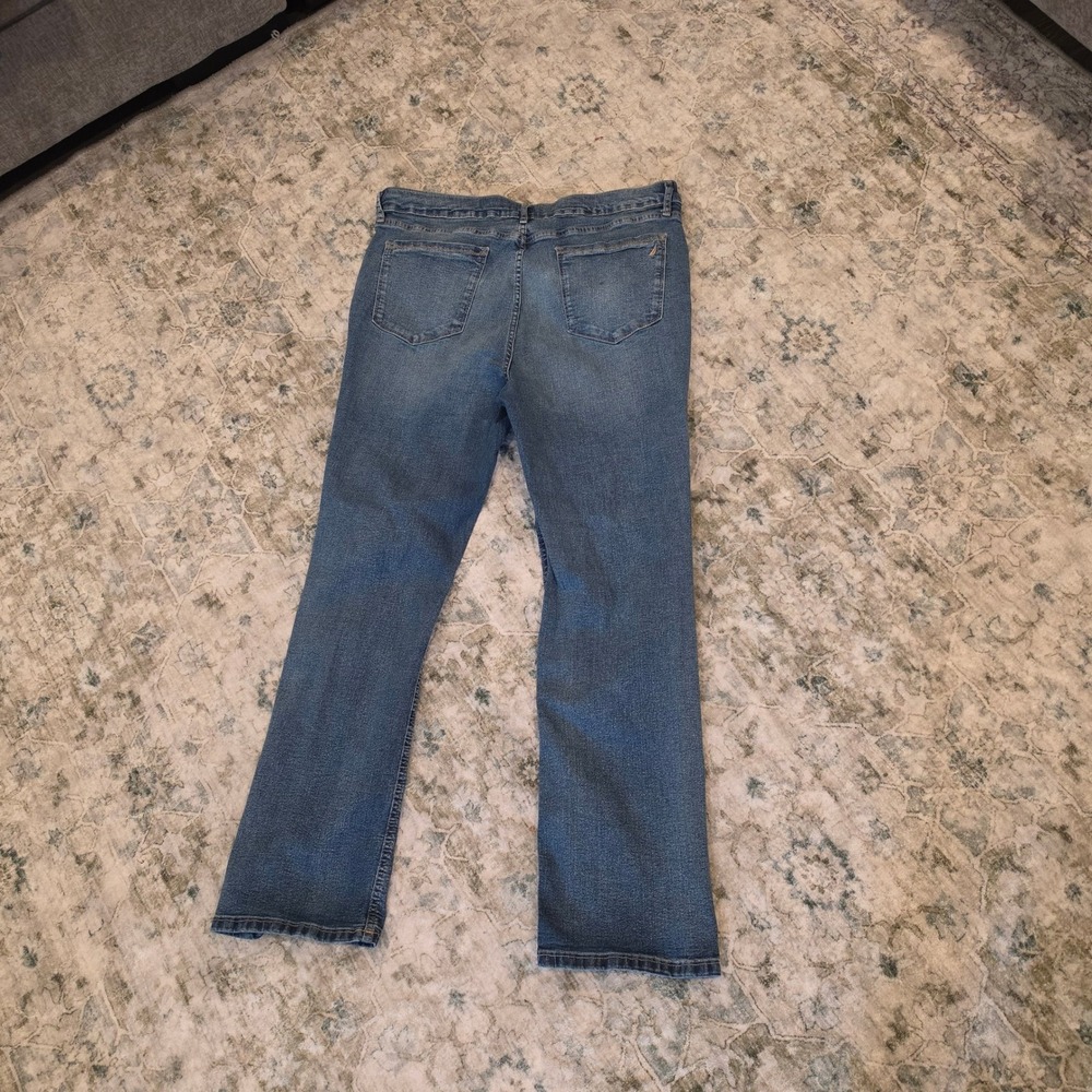 Nautica Jeans Co Womens Size 16 Medium Wash Straight Leg Denim Blue Pants - Picture 2 of 7
